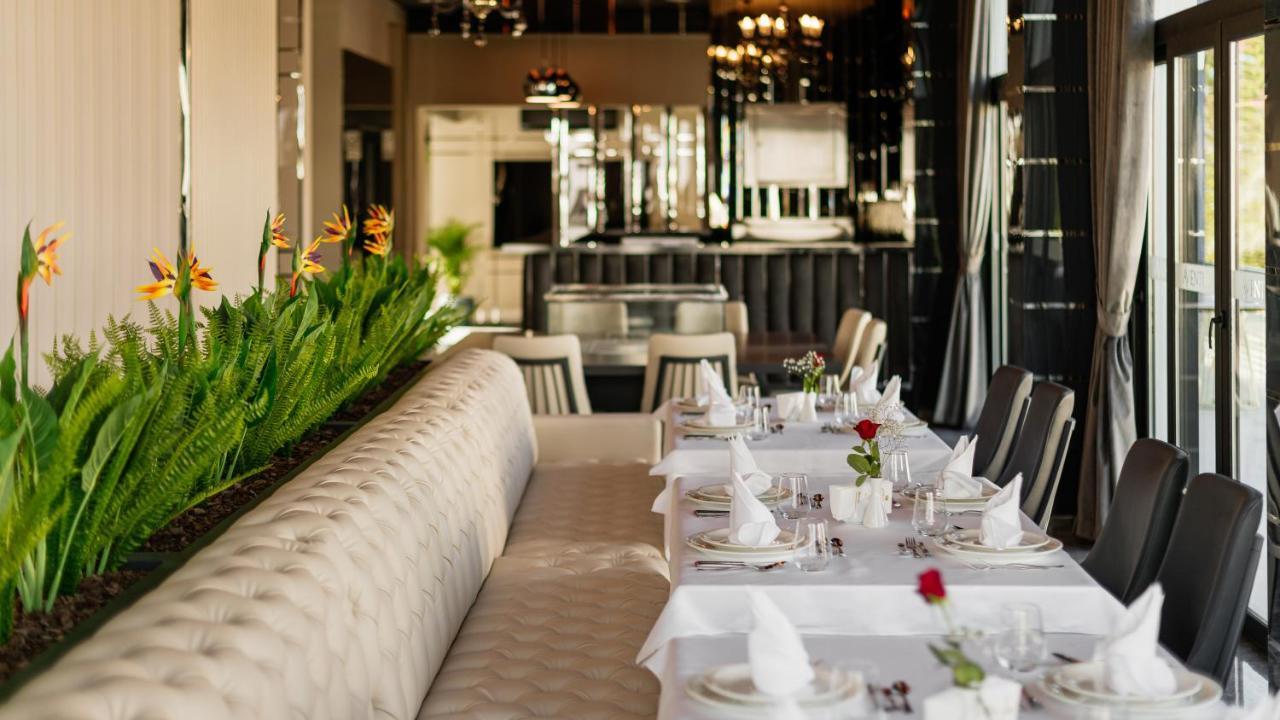 Royal Palace Hotel Nicosia Kültér fotó