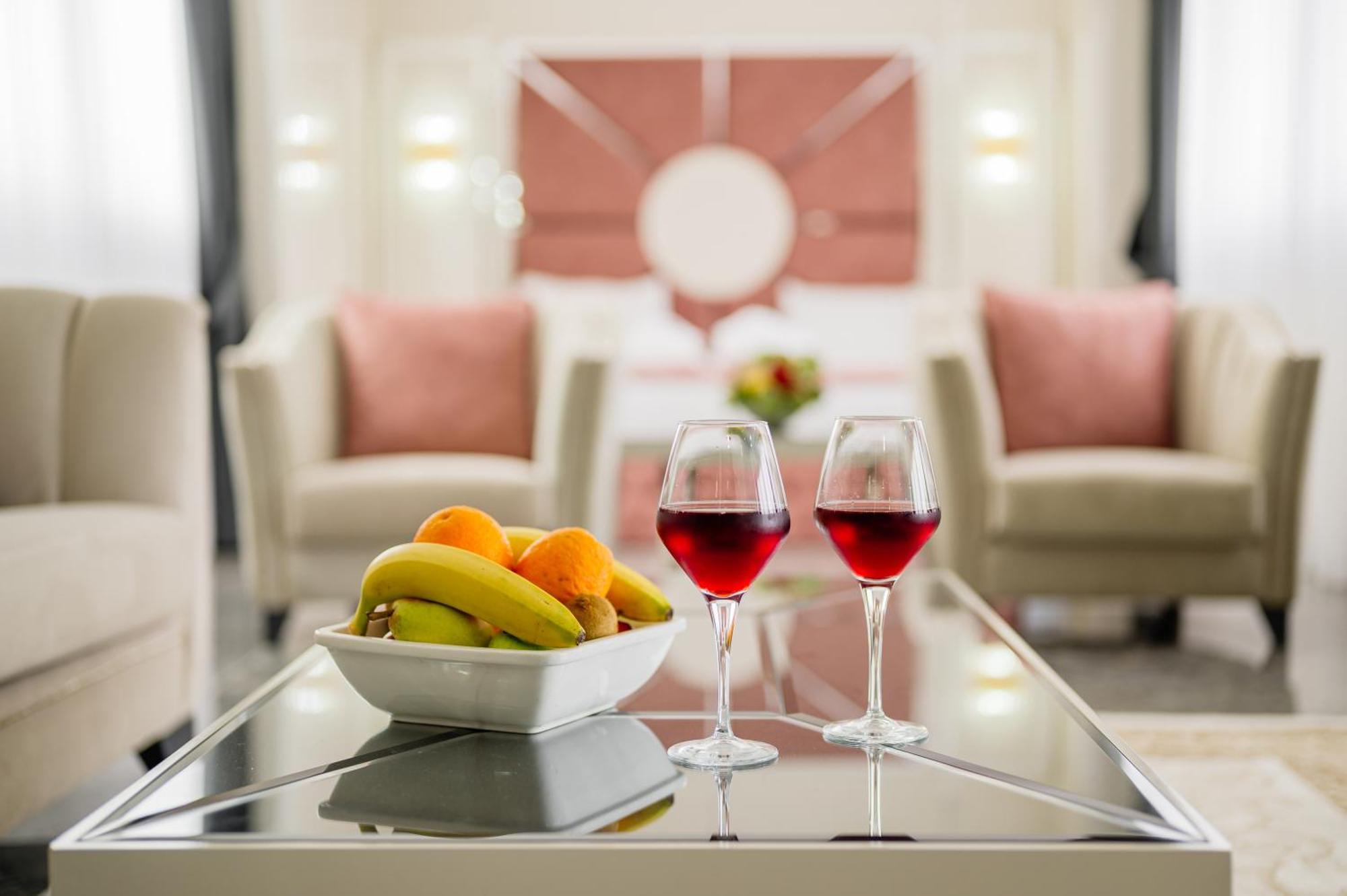 Royal Palace Hotel Nicosia Kültér fotó