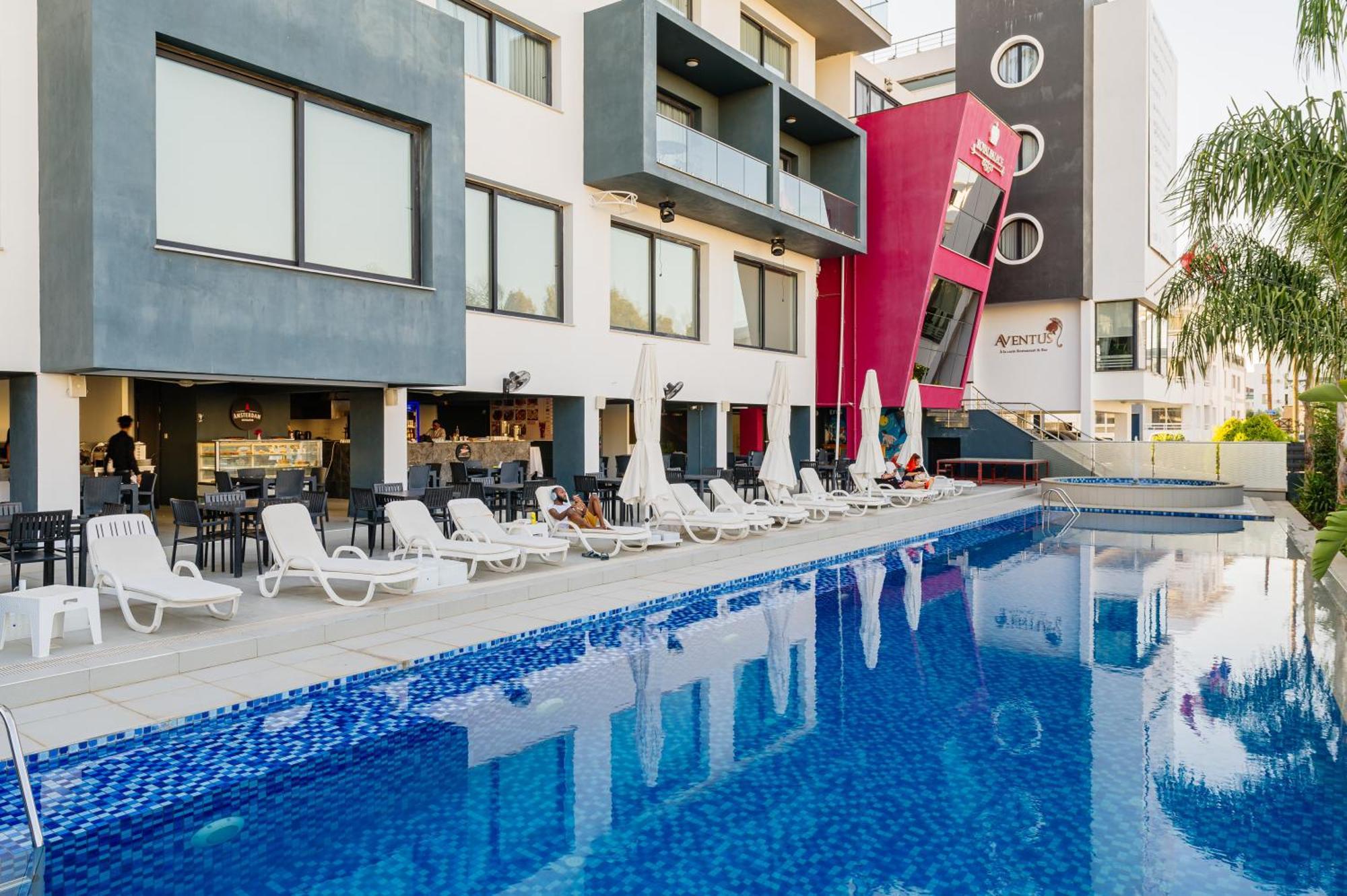 Royal Palace Hotel Nicosia Kültér fotó